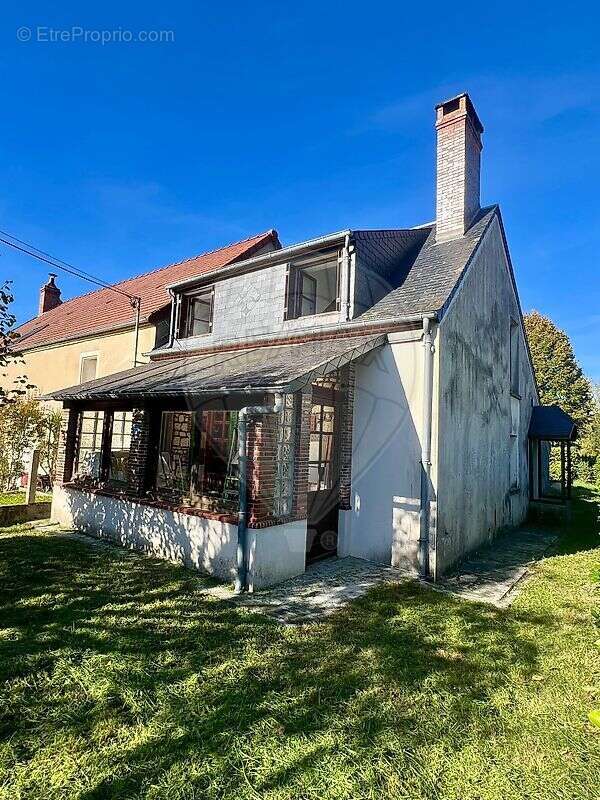 Maison à COSNE-COURS-SUR-LOIRE
