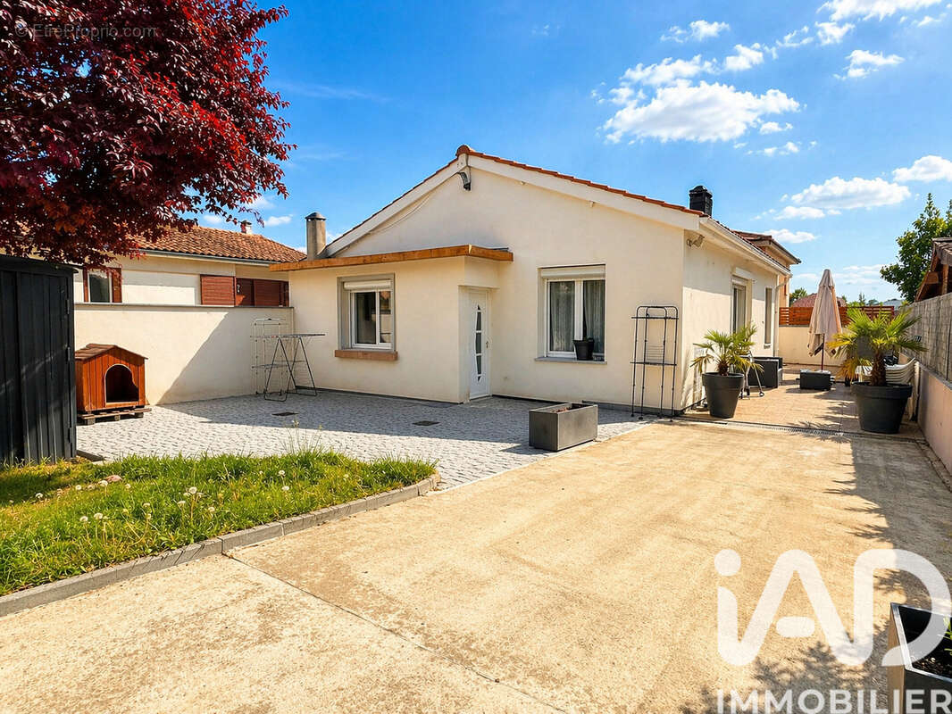 Photo 4 - Maison à BASSENS