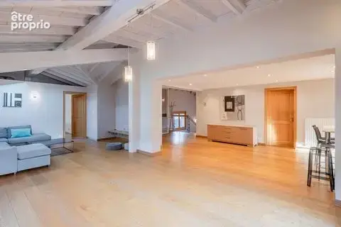 Appartement 185 m² à Morzine  - photo 1