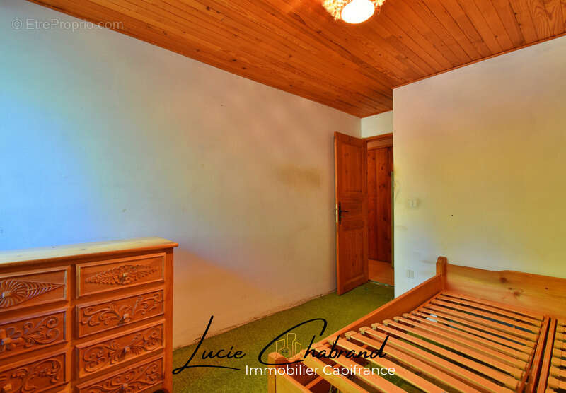 Maison à SAINT-VERAN