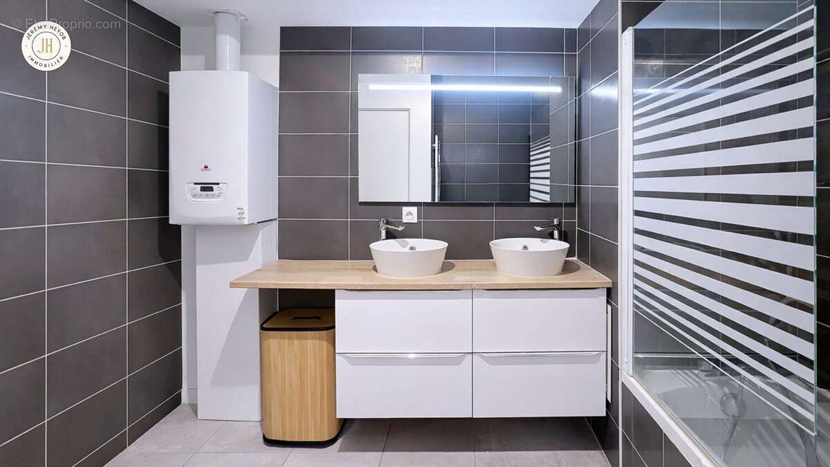 Appartement à SAINT-PRIEST