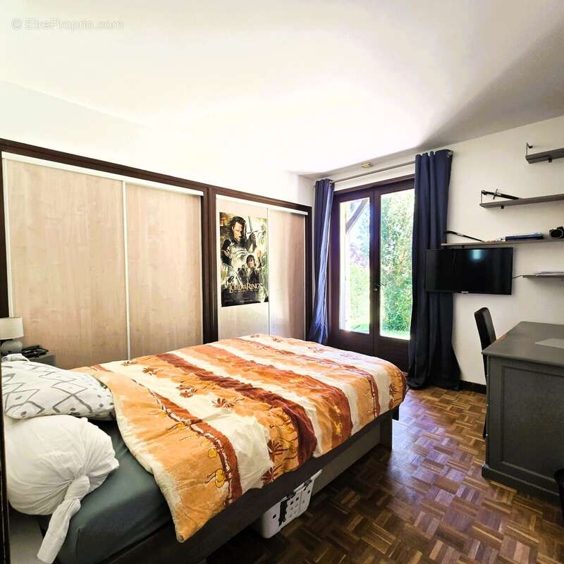 Maison à SAINT-CYR-SUR-MENTHON