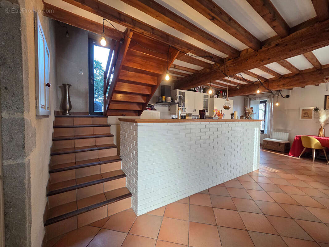 Maison à SOUCIEU-EN-JARREST