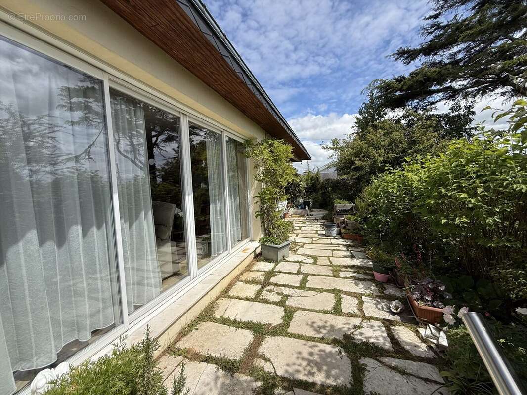 Maison à FONTAINE-LA-MALLET