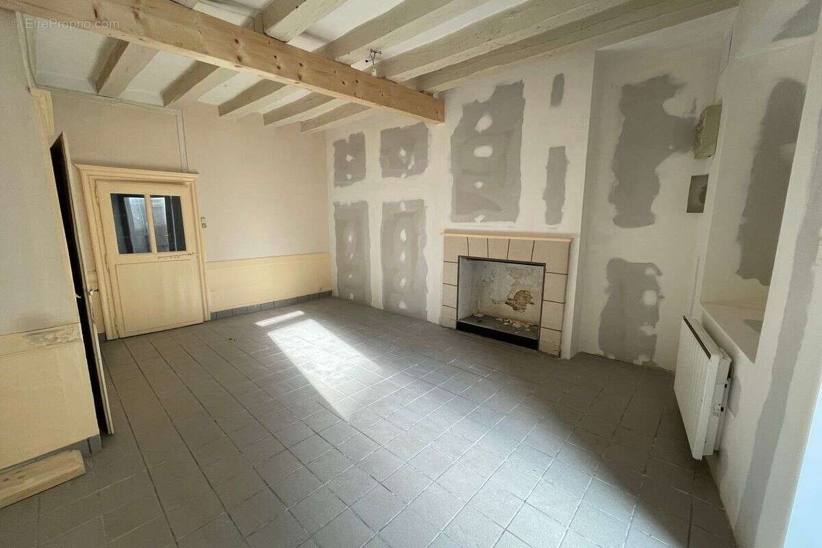 St Christophe sur le Nais - Maison T3 - photo 2