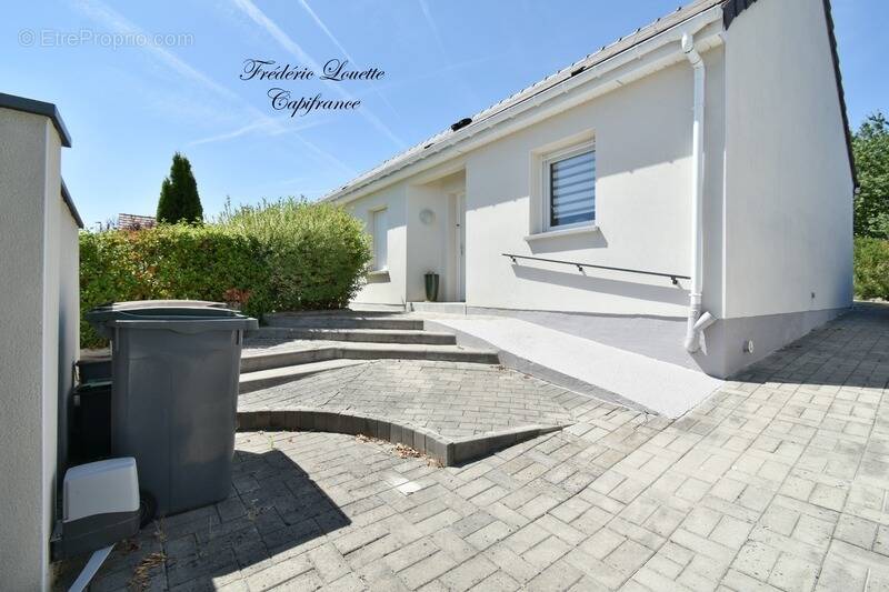 Maison à TOURS-SUR-MARNE