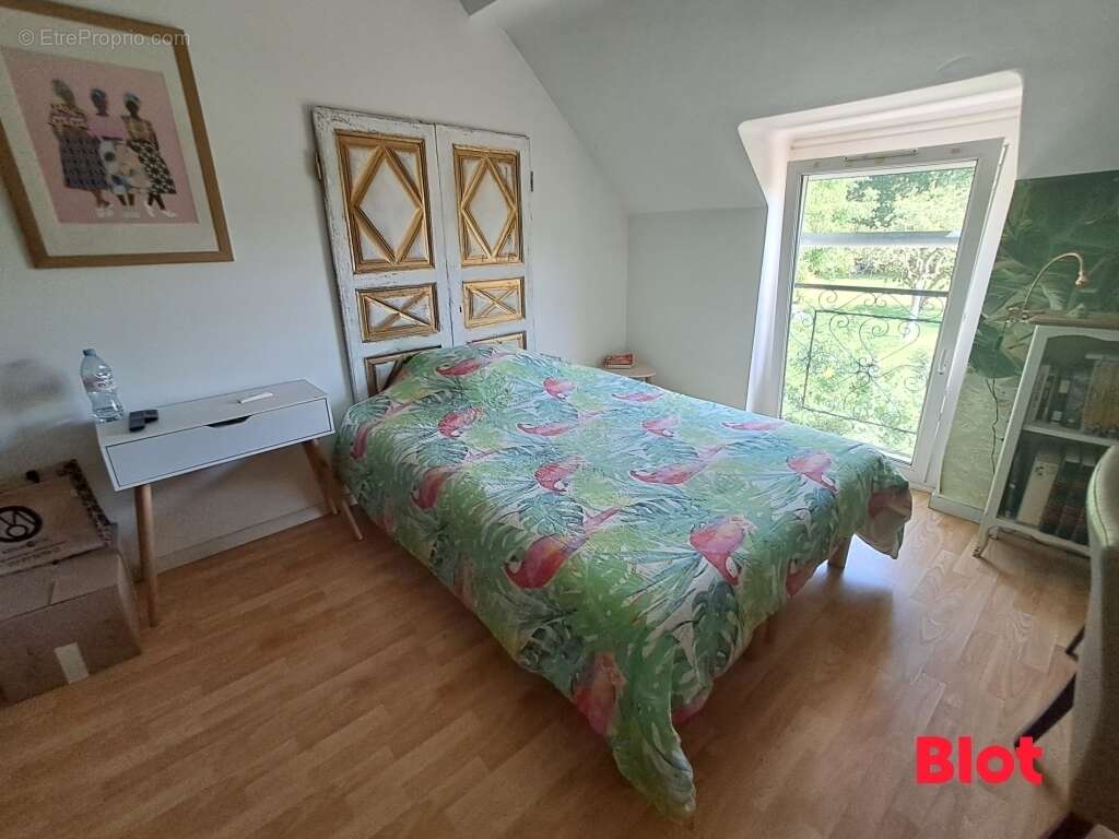 Maison à MINIAC-MORVAN
