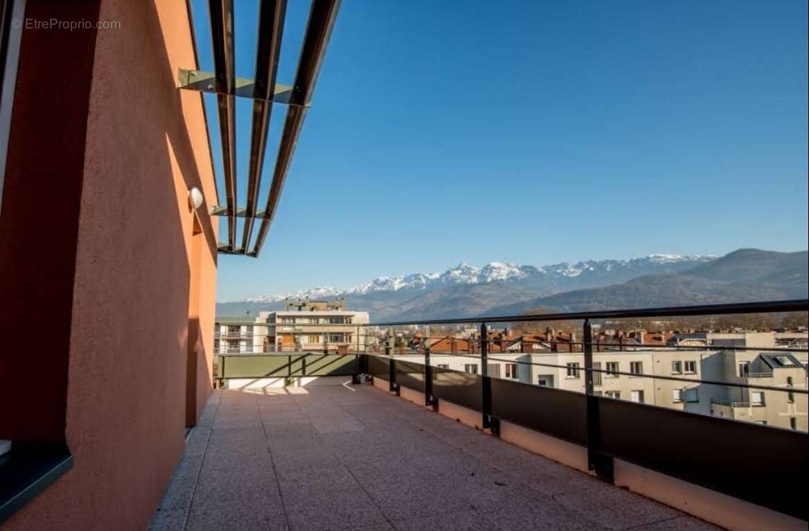 INVESTISSEMENT LOCATIF  GRENOBLE  Résidence étudiante Campus Universités Grenoble - 4,74 % de rentabilité - photo 12