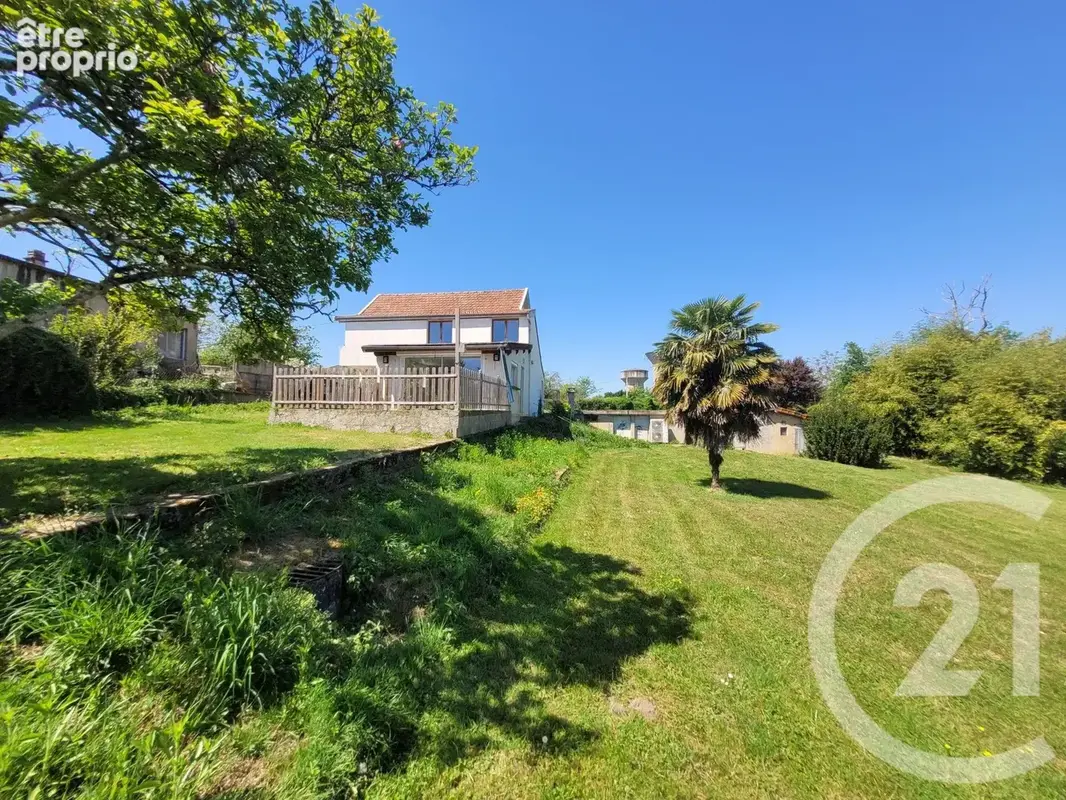 Maison 6 pièces 136 m² à vendre à La Chapelle-Naude (71500) - photo 17