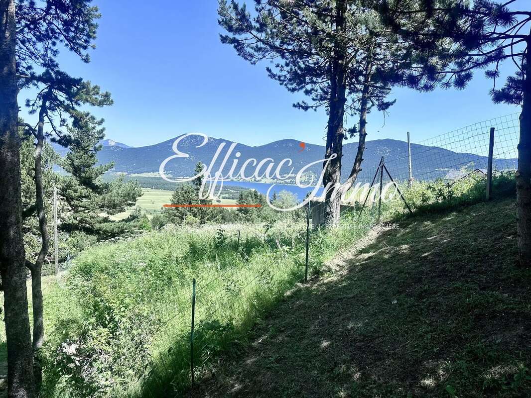 Les angles – chalet 4 faces – 90 m² – terrain de 1 185 m² – vue lac de matemale – vendu meublé - photo 22