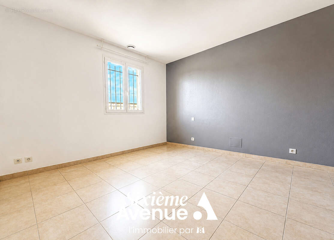 Maison Villemade 4 pièce(s) 137 m2 - photo 5