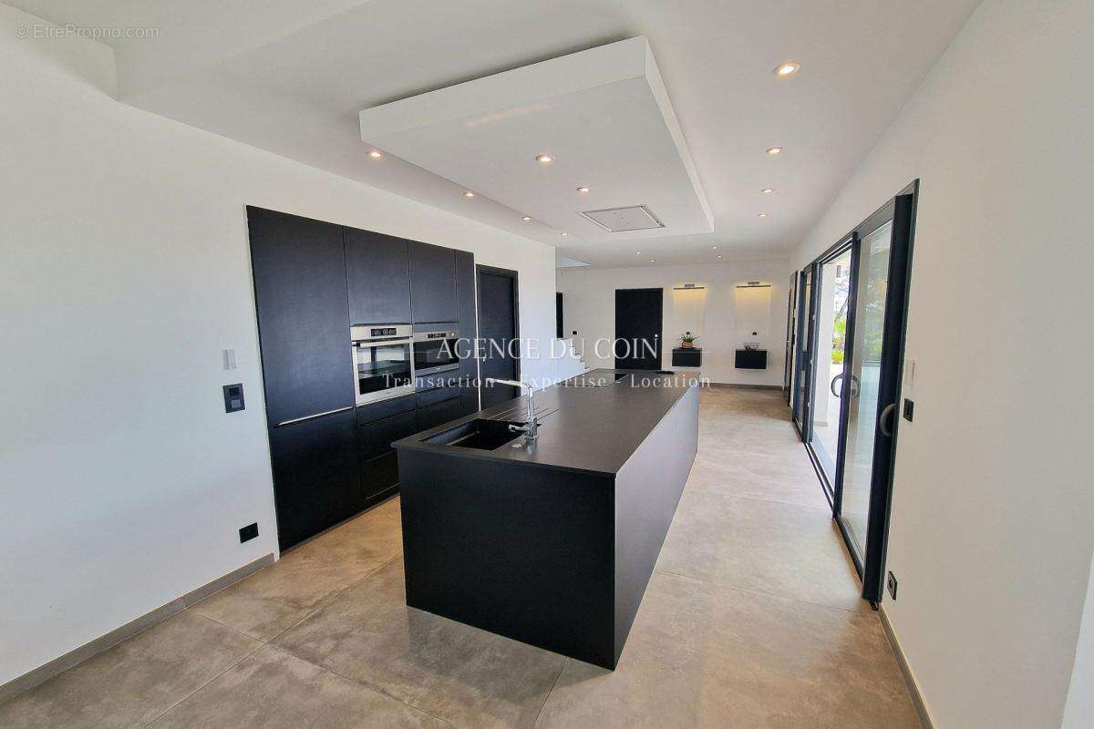 Maison à DRAGUIGNAN