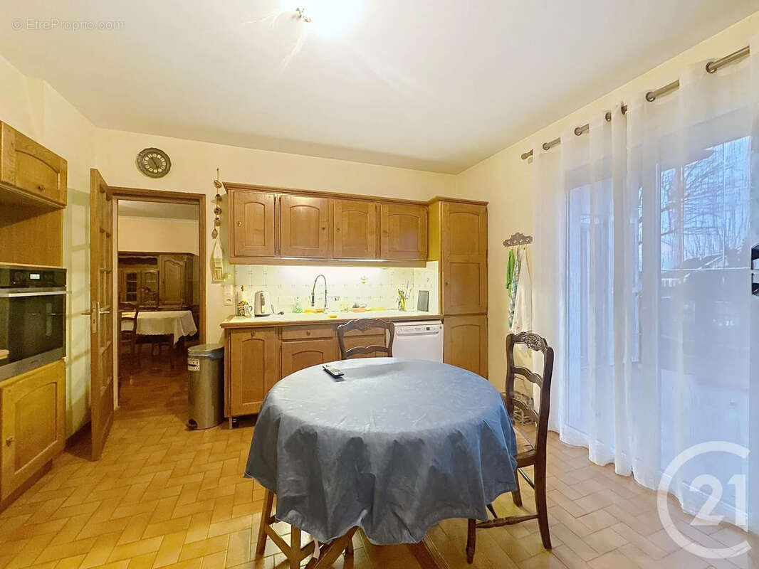 Maison à CRENEY-PRES-TROYES