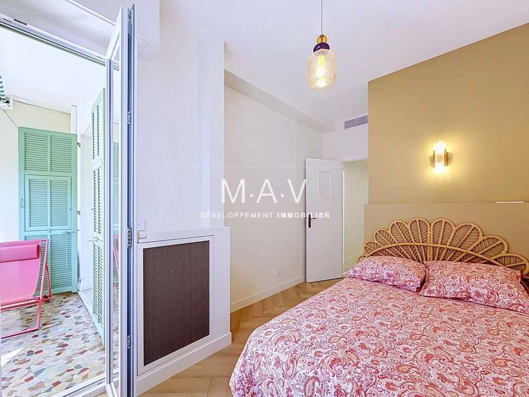 Coeur nice/fleurs gambetta appartement 3 pièces luxueusement rénové terrasse au calme - photo 23