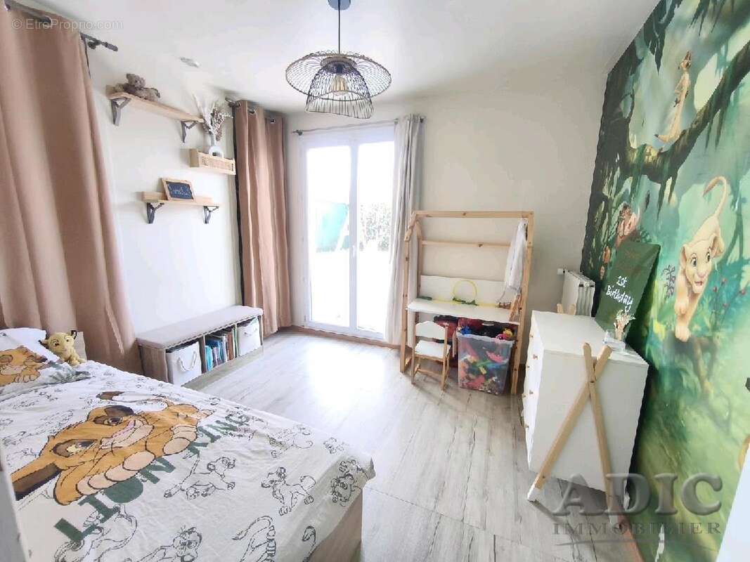 Maison à OTHIS