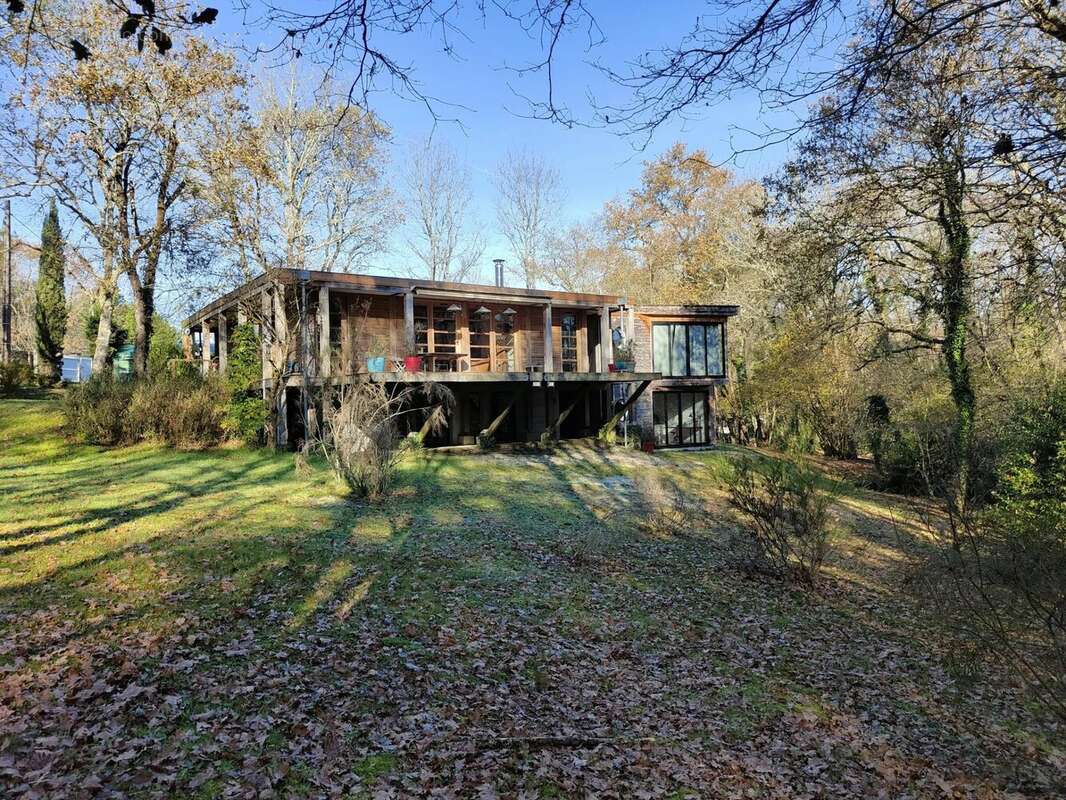 Maison à CABANAC-ET-VILLAGRAINS