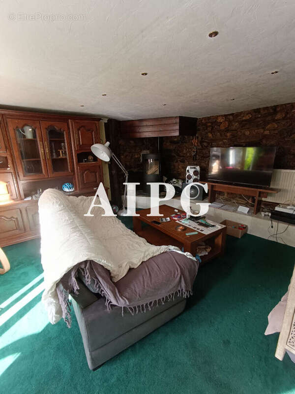 Maison à MUR-DE-BRETAGNE