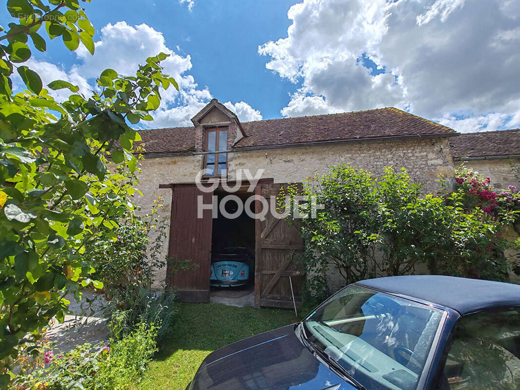 Maison à MILLY-LA-FORET