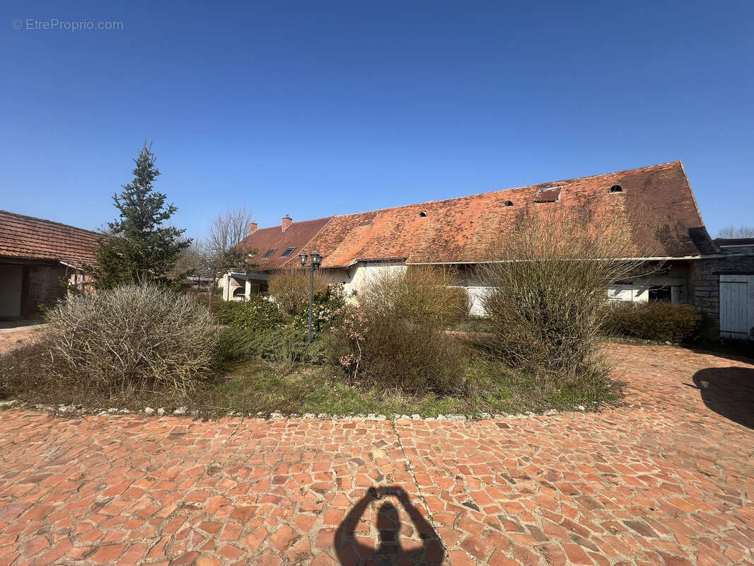 Maison à PALINGES
