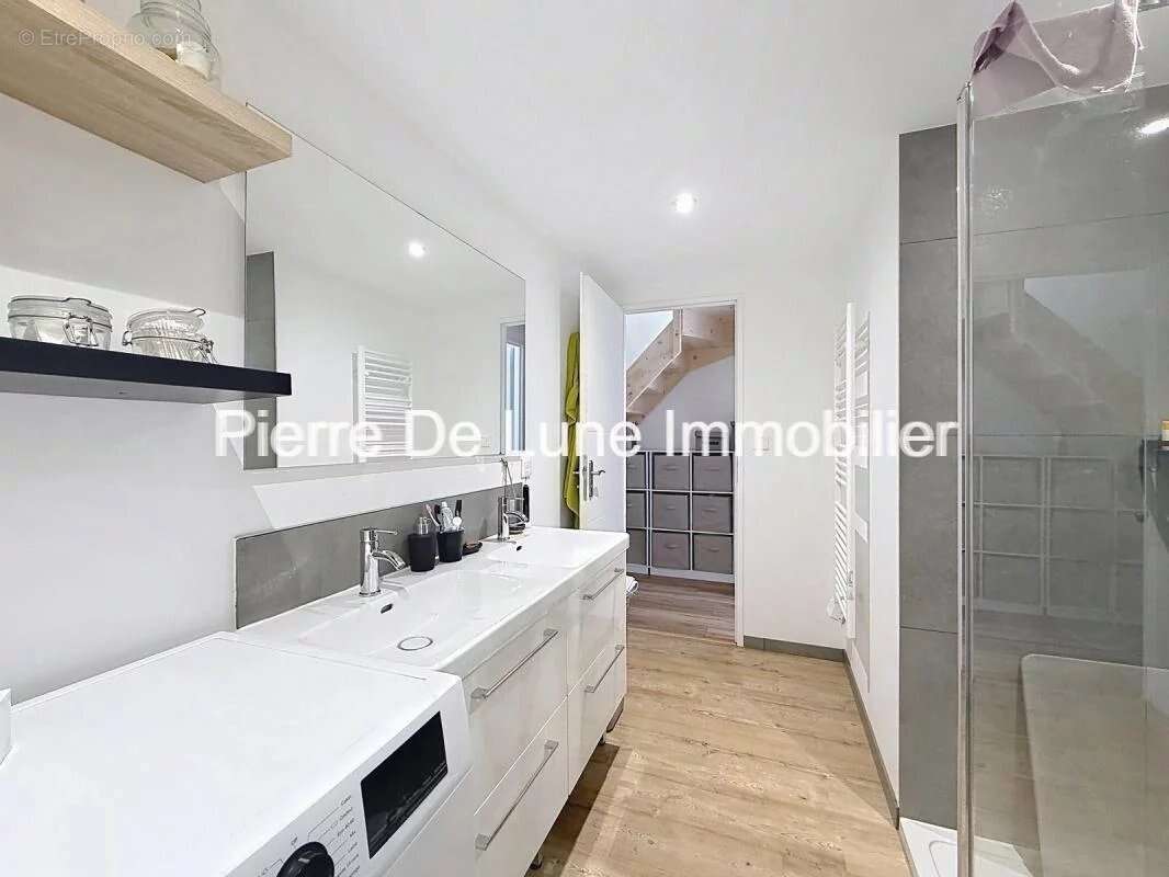 Appartement à MOIRE