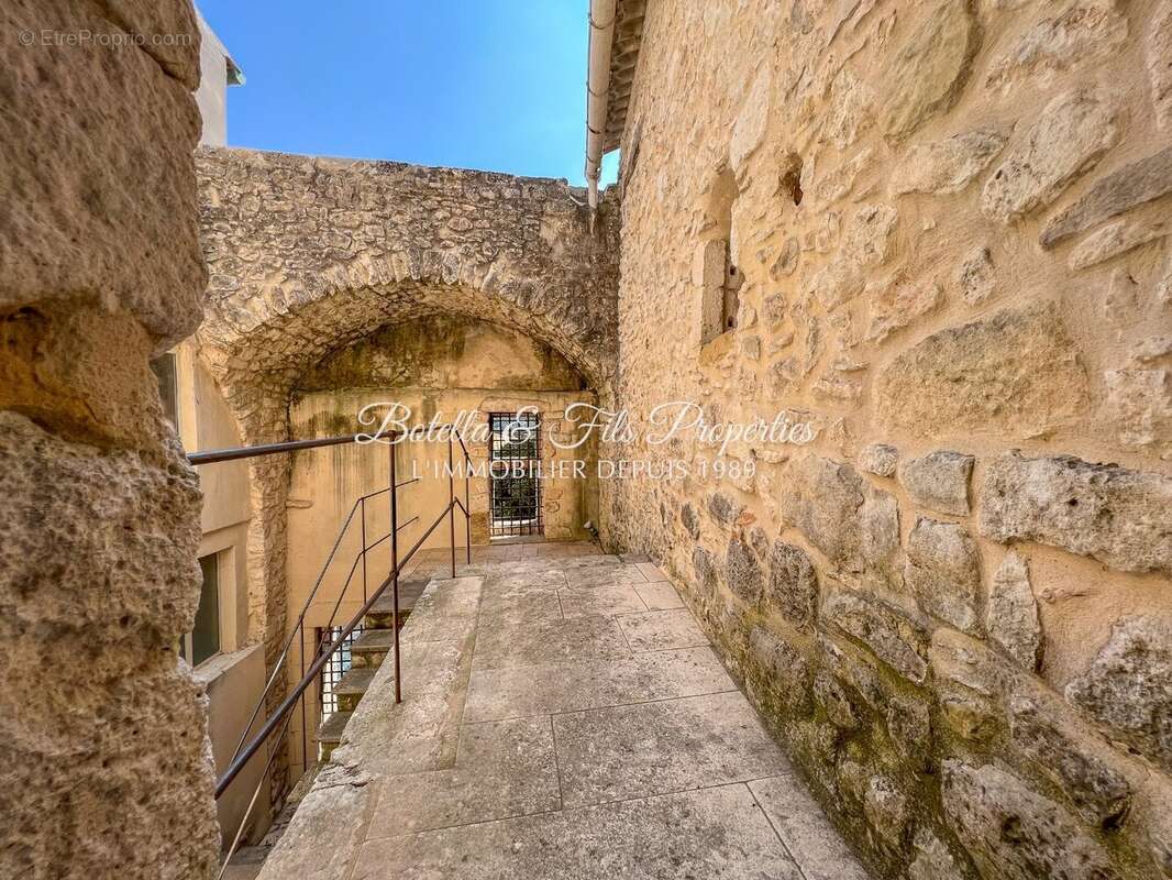 Maison à GOUDARGUES