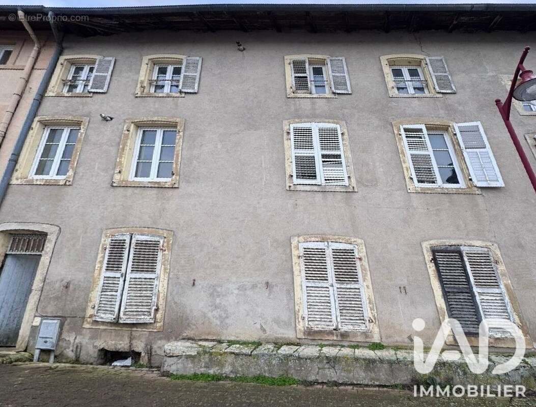 Appartement 379 m² à Solgne  - photo 2