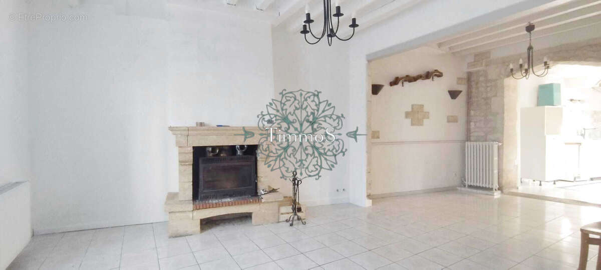 Maison à MOUY