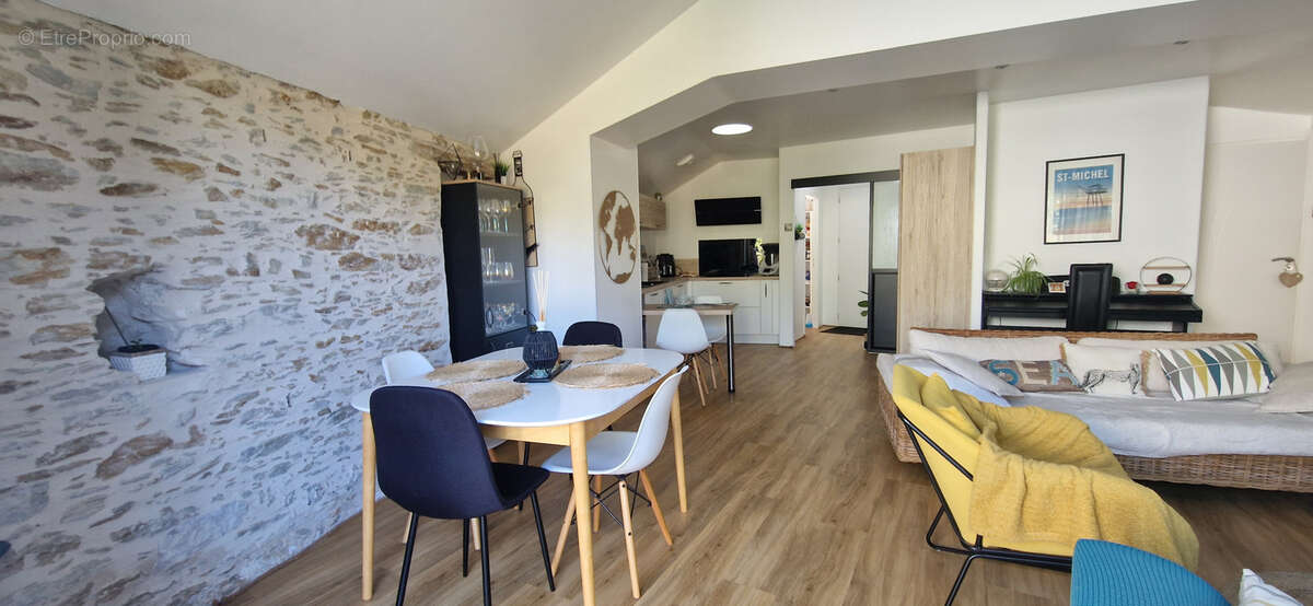 Maison à SAINT-MICHEL-CHEF-CHEF