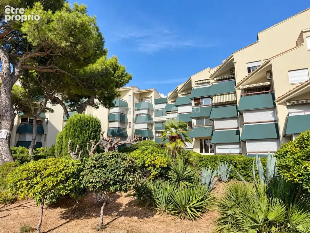 Studio avec cabine, loggia vitrée et vue mer à Sète - photo 12