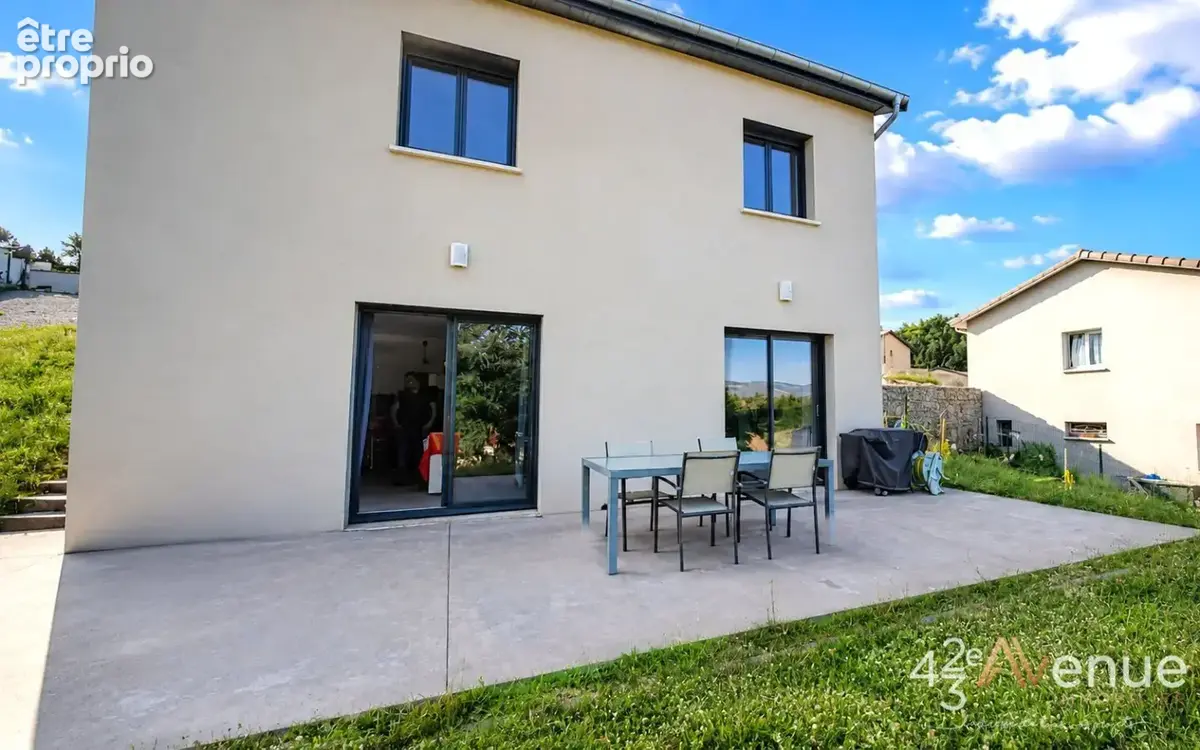 Maison à LA RICAMARIE