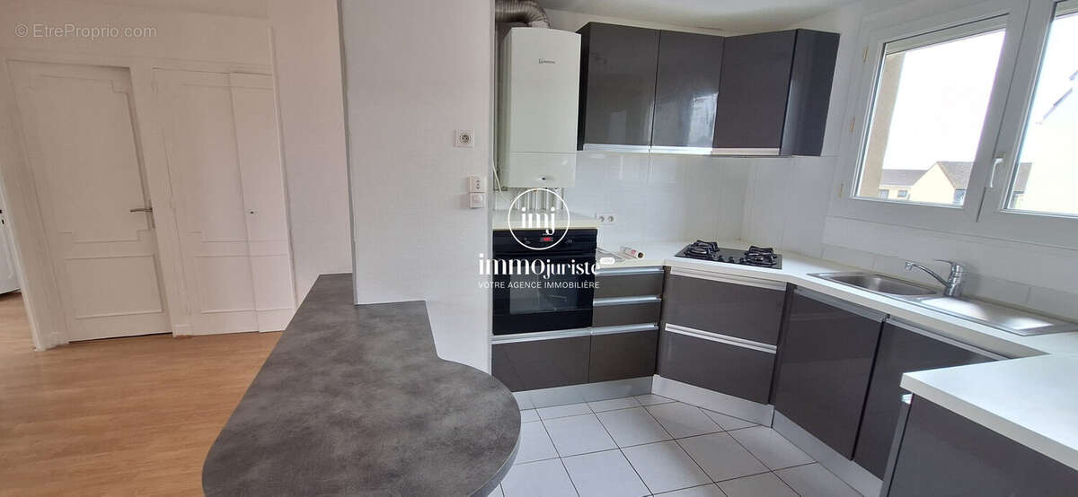 Appartement 54 m² à Limoges  - photo 3
