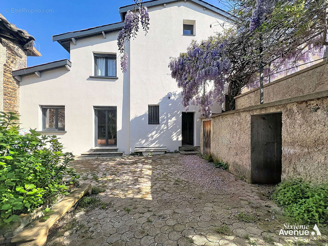 Maison à TERNAY