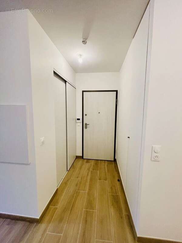 Appartement à SAINT-MAUR-DES-FOSSES