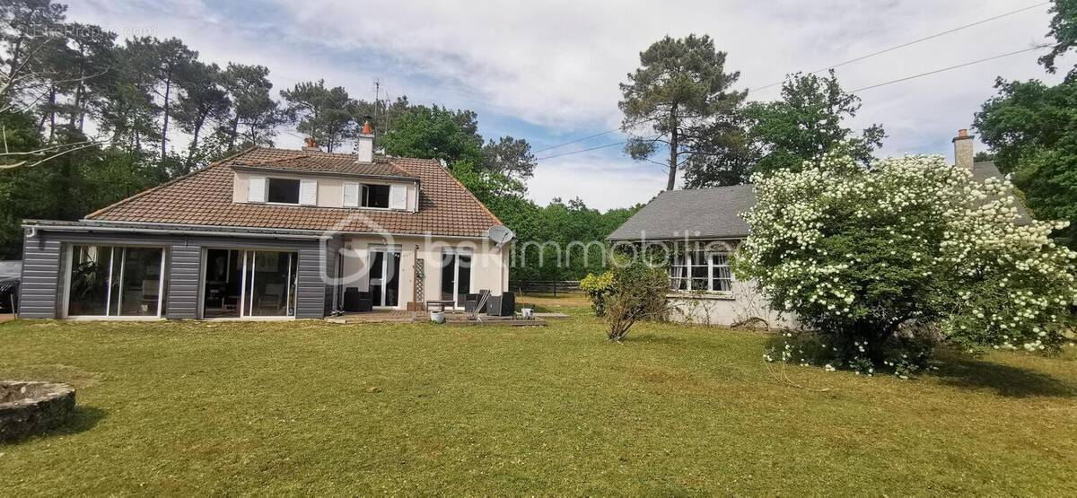 Maison à LOMBRON