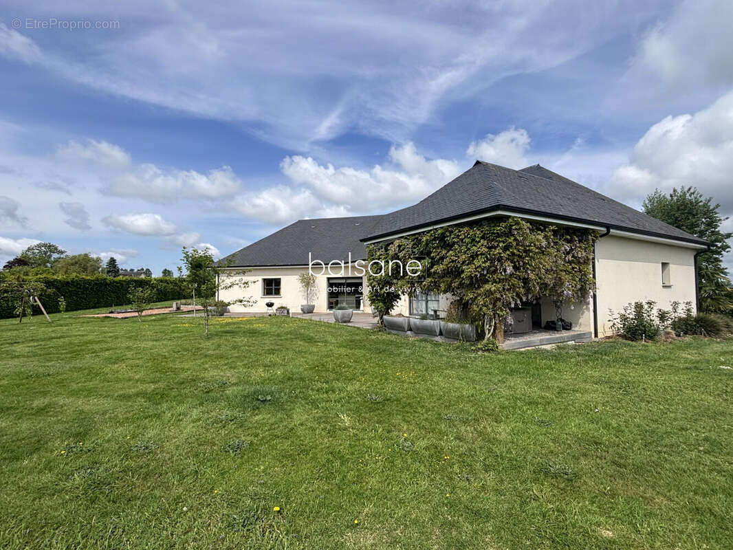 Maison à VILLERS-ECALLES