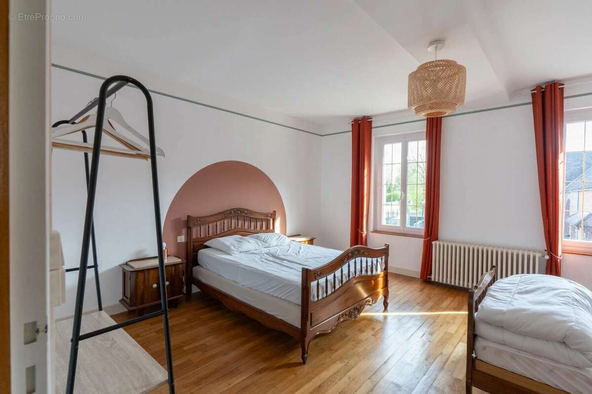 Maison 235 m² à Chessy-Les-Pres  - photo 4