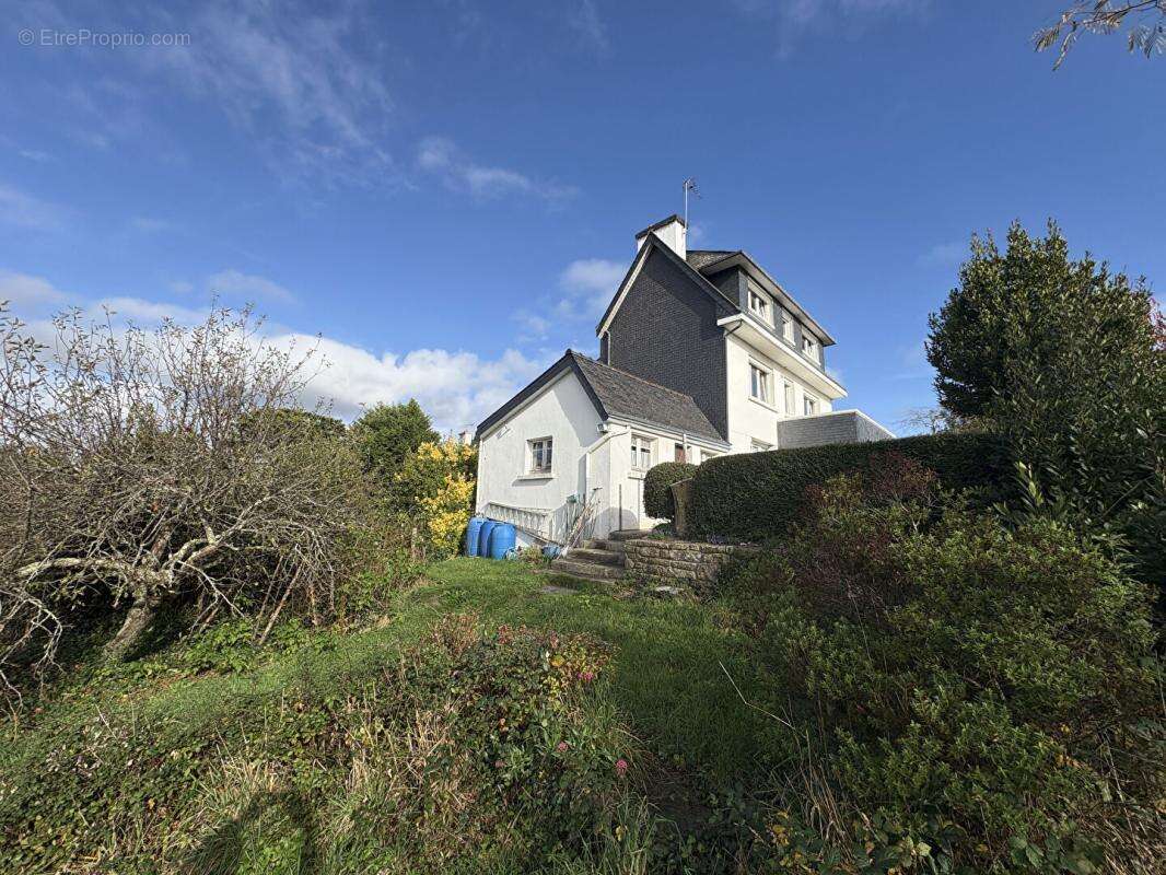 Maison à RIEC-SUR-BELON
