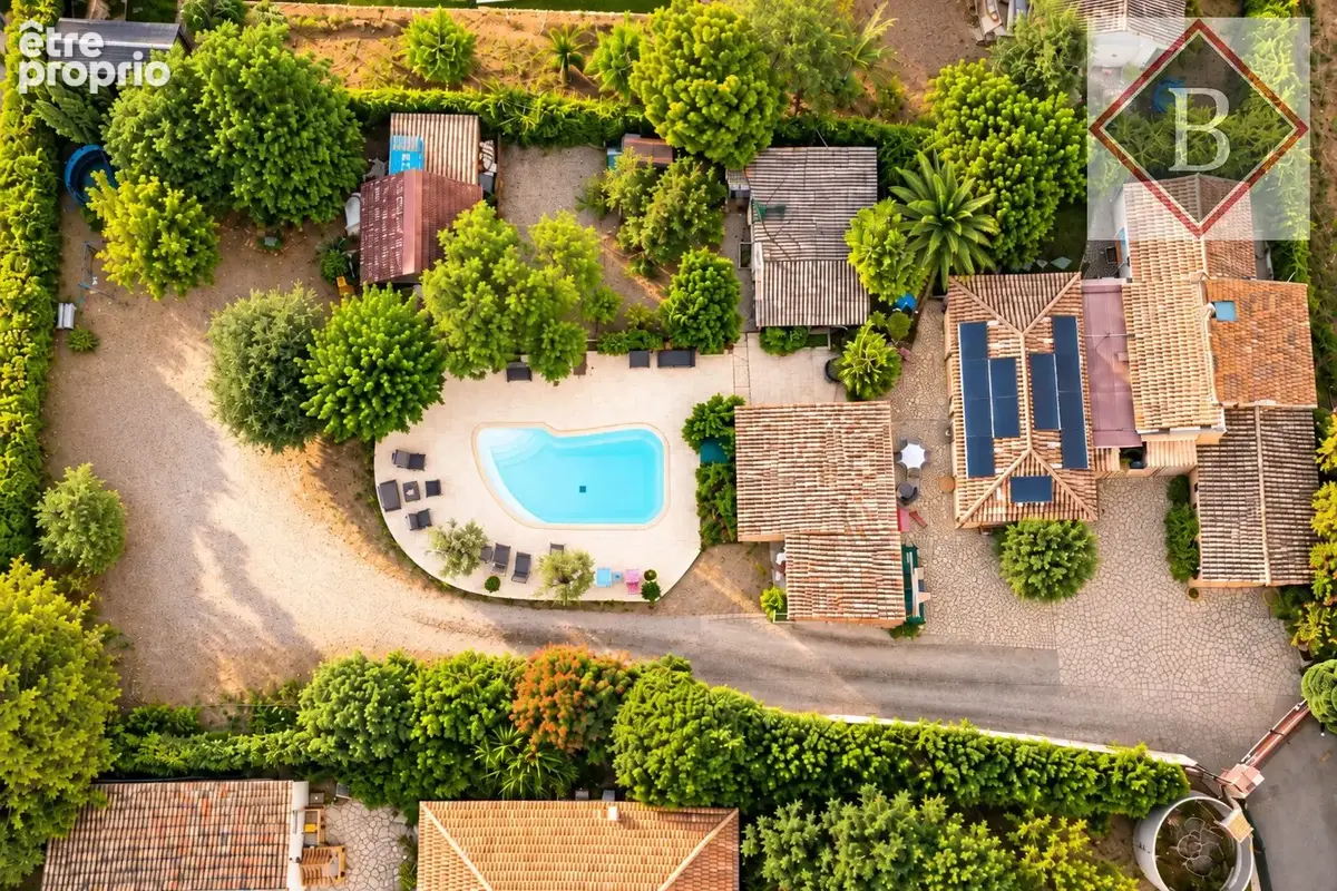 Maison 4 pièces 137 m² à vendre à Mougins (06250) - photo 1