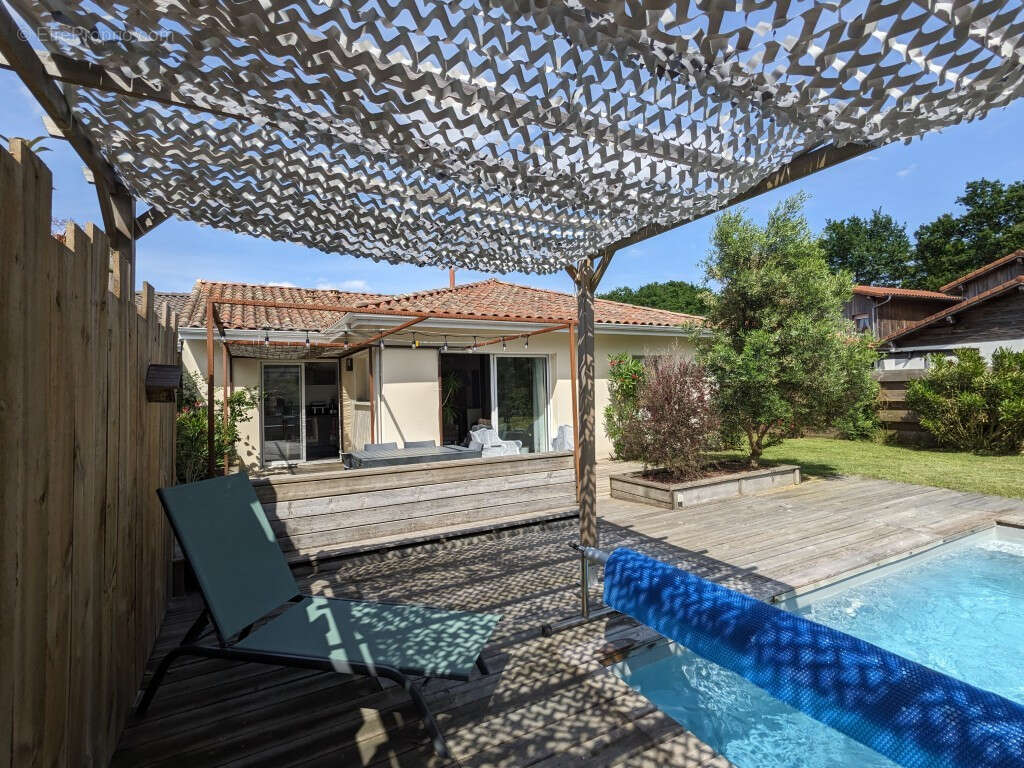 Maison à BENESSE-MAREMNE