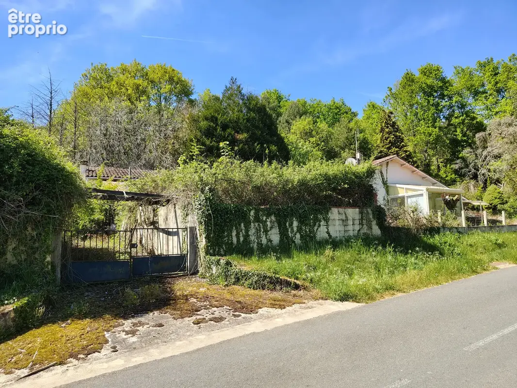 Ensemble immobilier à rénover - photo 2