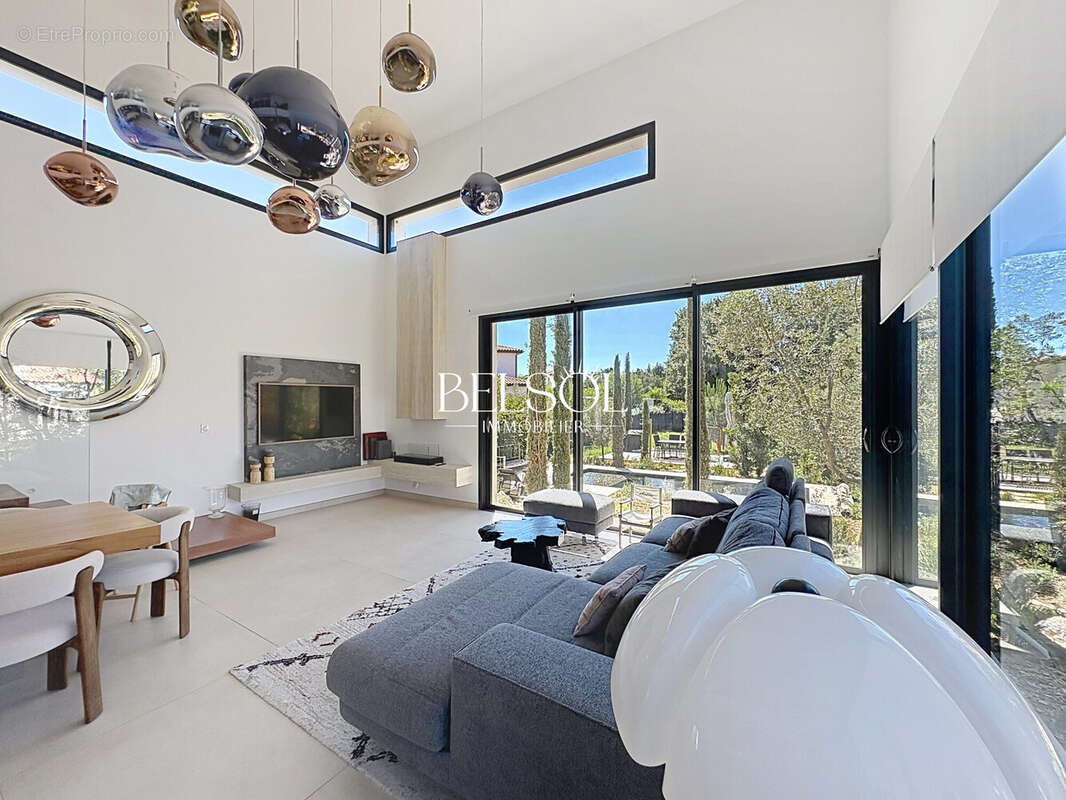 Maison 125 m² à Villelongue-De-La-Salanque  - photo 9