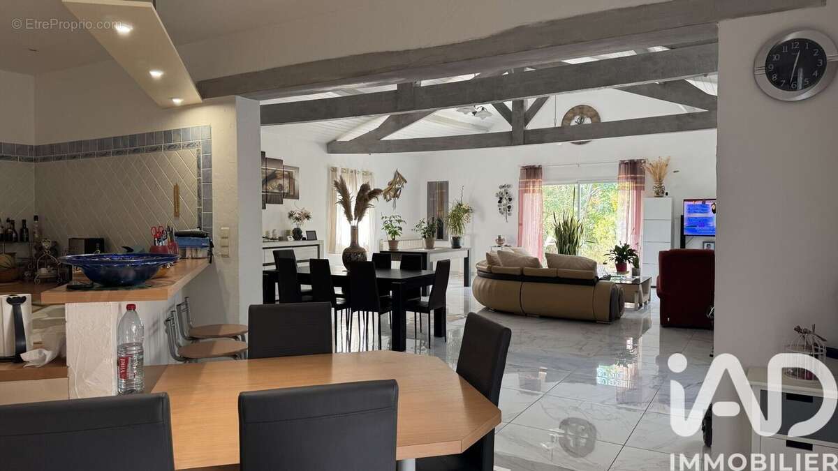 Photo 3 - Maison à BERSON