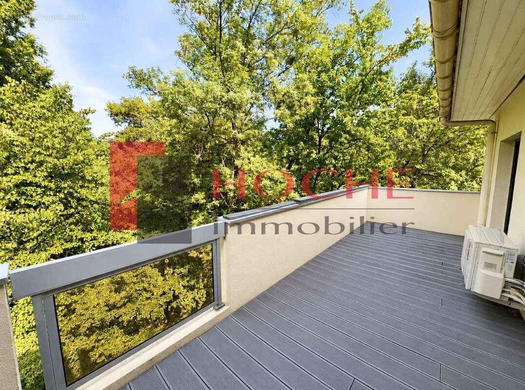 4 P + C  Duplex Penthouse - Garage - 106 m² - photo 11