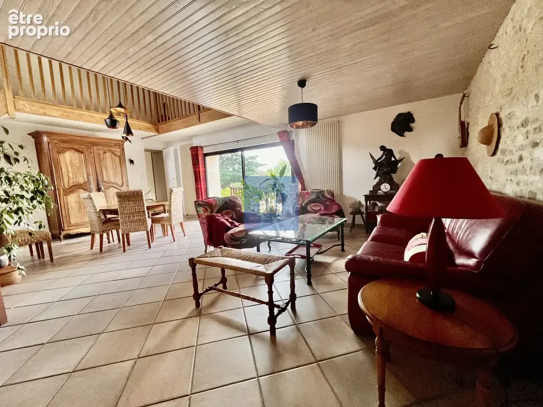 Saint-Martin-de-Sanzay (79) : Belle Longère familiale 3 à 4 CH - photo 6