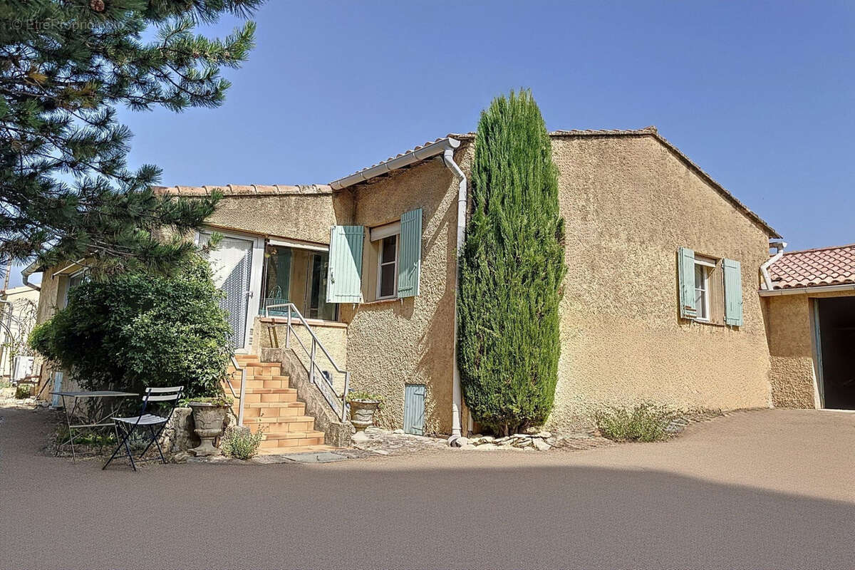 Maison à VILLARS