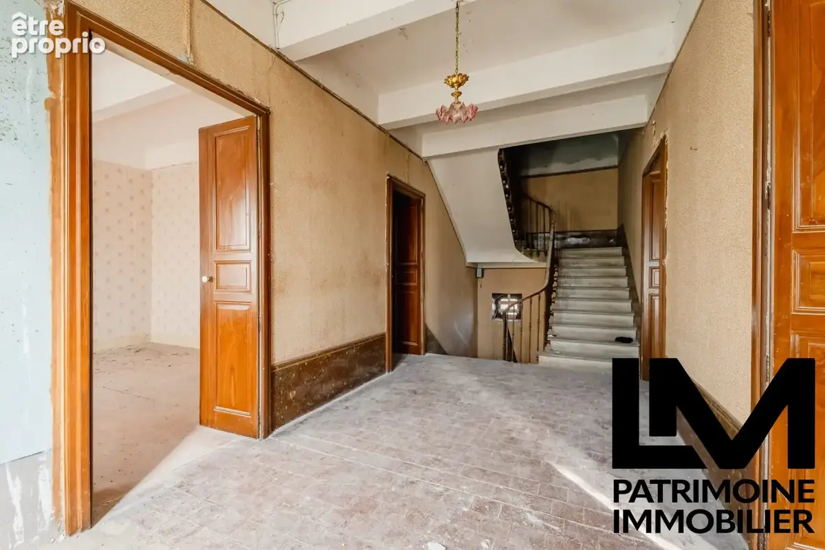 Maison 381 m² à Montblanc  - photo 4