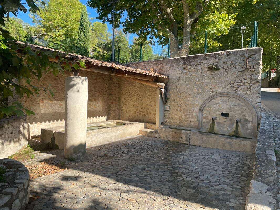 Maison de Village 70 m² avec balcon et cave - photo 17