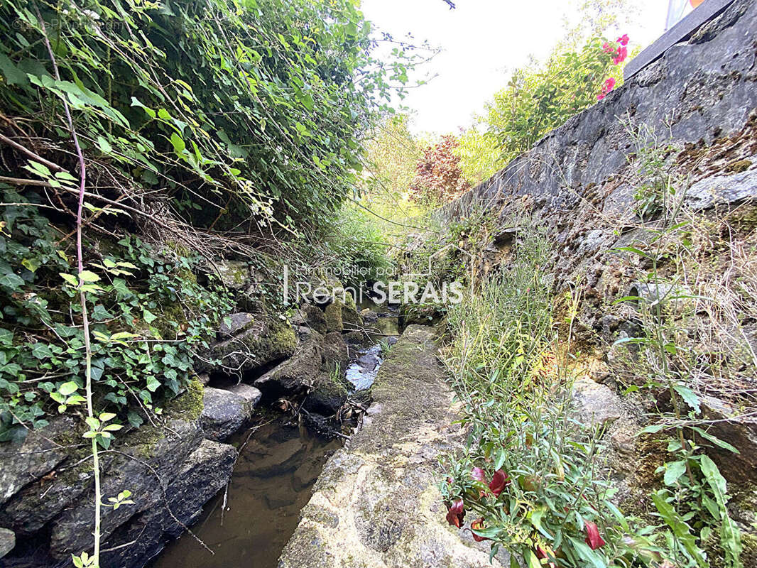 Maison en pierre- 140m²- Saint-Pierre-des-Nids - photo 12