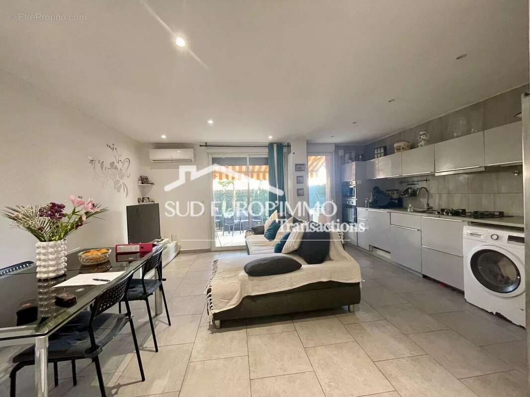 Appartement à CAGNES-SUR-MER