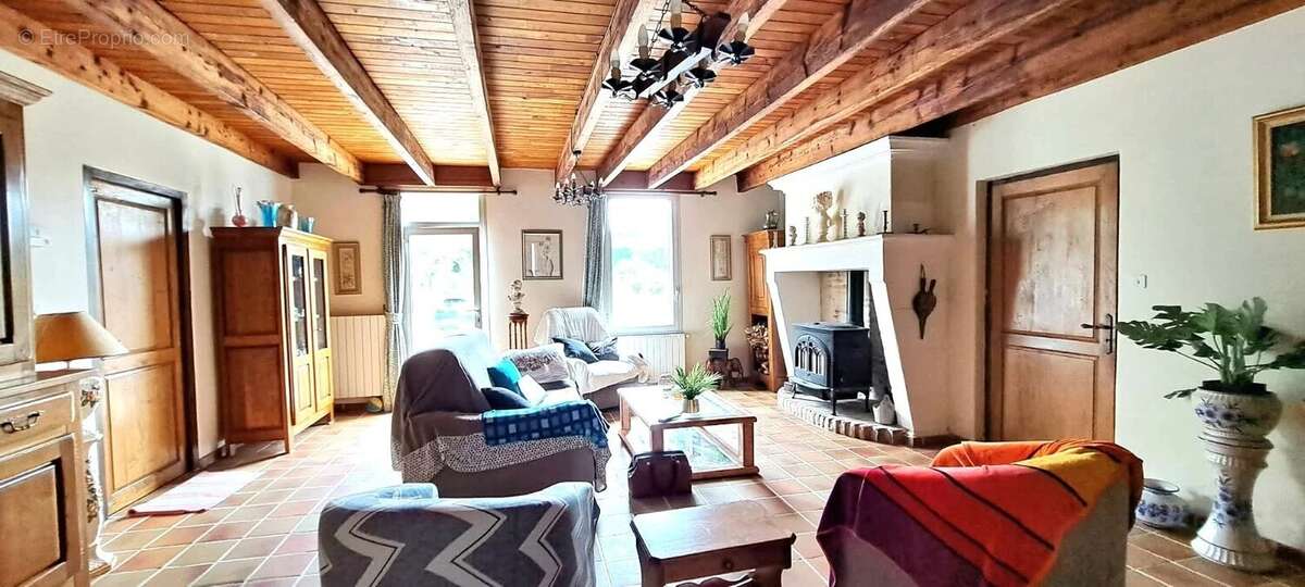 Maison 190 m² - 7 pièces en campagne du Périgord - photo 8
